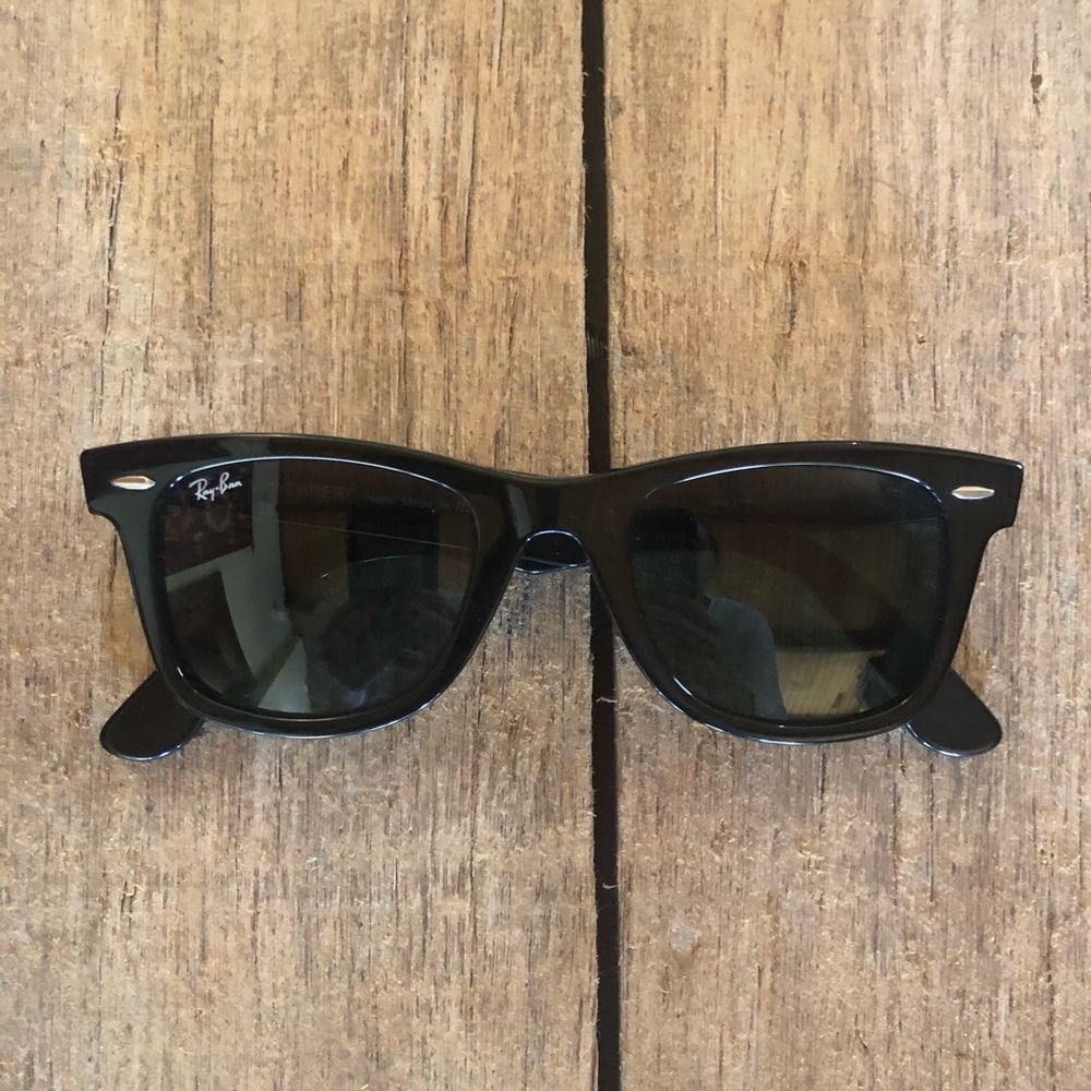 Ray-Ban Black Wayfarer Sunglasses